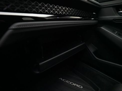 Certified 2025 Honda Accord Sport image 29