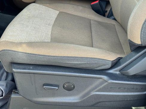 Used 2023 Ford F150 XLT image 23