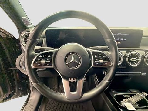Used 2021 Mercedes-Benz A 220 4MATIC image 10