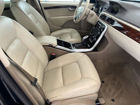 Used 2013 Volvo XC70 T6 image 15