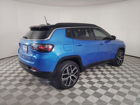 Used 2025 Jeep Compass Limited w/ Elite Group image 9