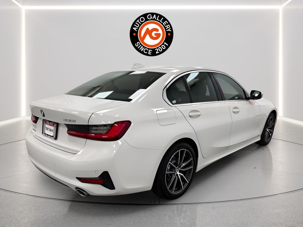 Used 2021 BMW 330i Sedan w/ Convenience Package RWD image 3