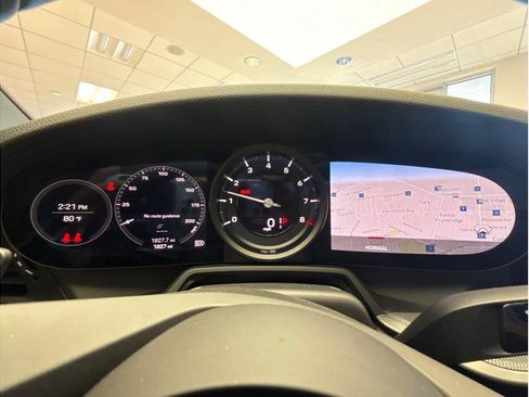Used 2024 Porsche 911 Targa 4S w/ Premium Package image 10
