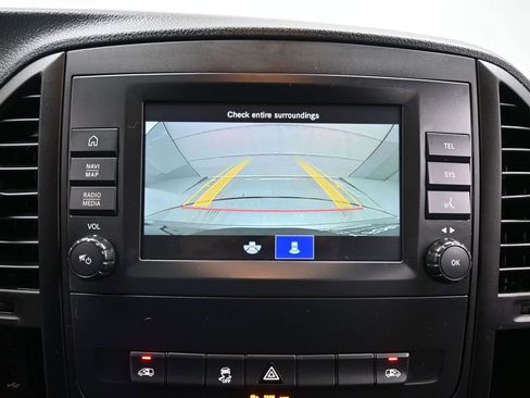 Used 2023 Mercedes-Benz Metris Passenger image 12