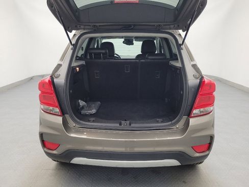 Used 2021 Chevrolet Trax LT w/ LT Convenience Package image 29