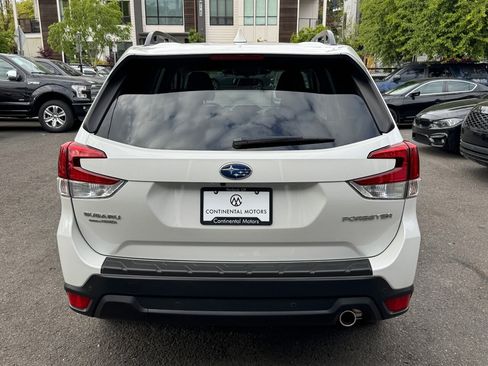 Used 2022 Subaru Forester Limited w/ Popular Package #3 AWD/4WD image 8