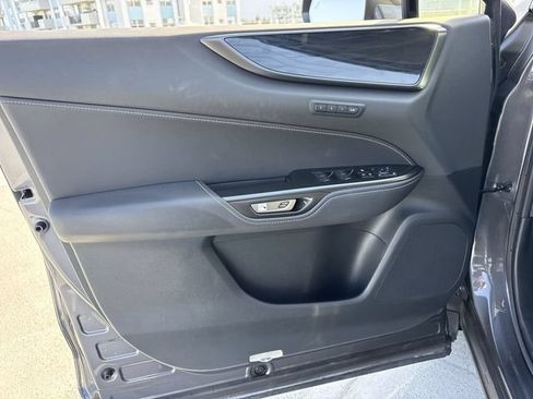 Used 2024 Lexus NX 250 FWD image 13