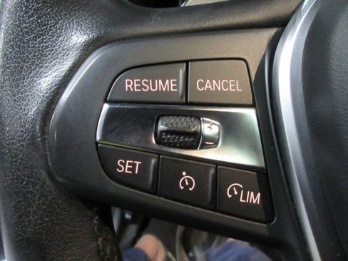 Used 2020 BMW 330i Sedan image 18