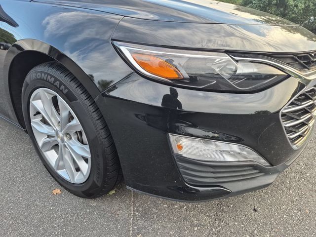Used 2025 Chevrolet Malibu LT FWD image 9