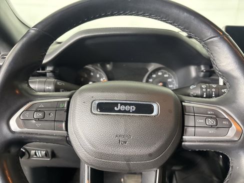 Used 2022 Jeep Compass Altitude w/ Convenience Group image 12