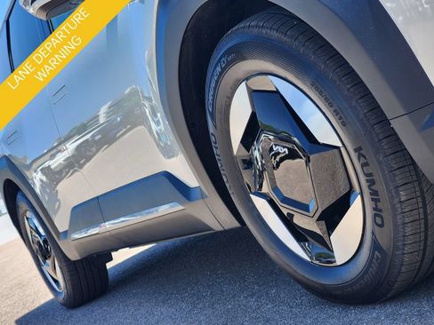 Certified 2024 Kia EV9 Wind AWD/4WD image 8