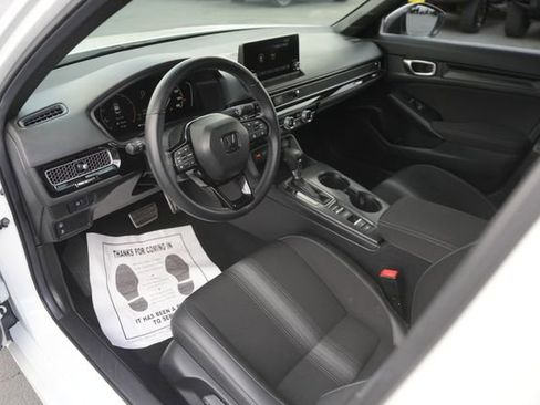 Used 2024 Honda Civic Sport image 8