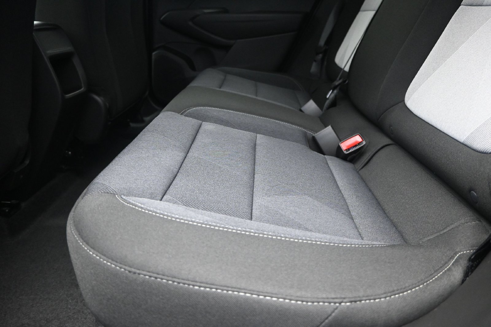 New 2026 Chevrolet Trax LS w/ LS Convenience Package FWD image 16