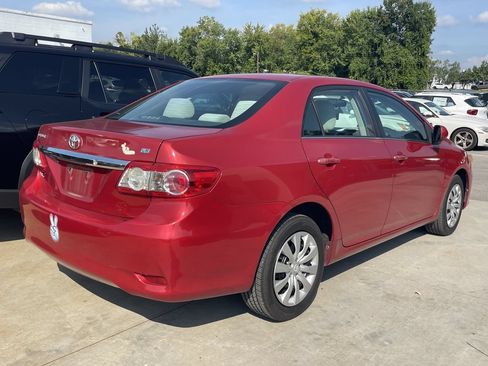Used 2013 Toyota Corolla LE FWD image 6