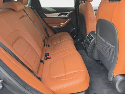 Used 2025 Jaguar F-PACE R-Dynamic S AWD/4WD image 13