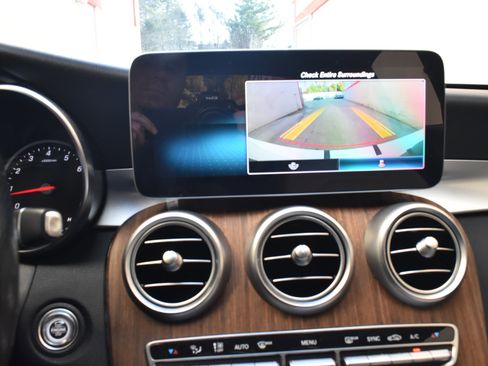 Used 2020 Mercedes-Benz C 300 4MATIC Sedan image 36