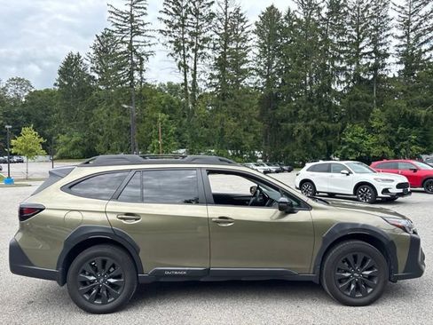 Used 2023 Subaru Outback Onyx Edition XT AWD/4WD image 9