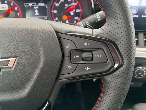 New 2026 Chevrolet Trax RS image 13