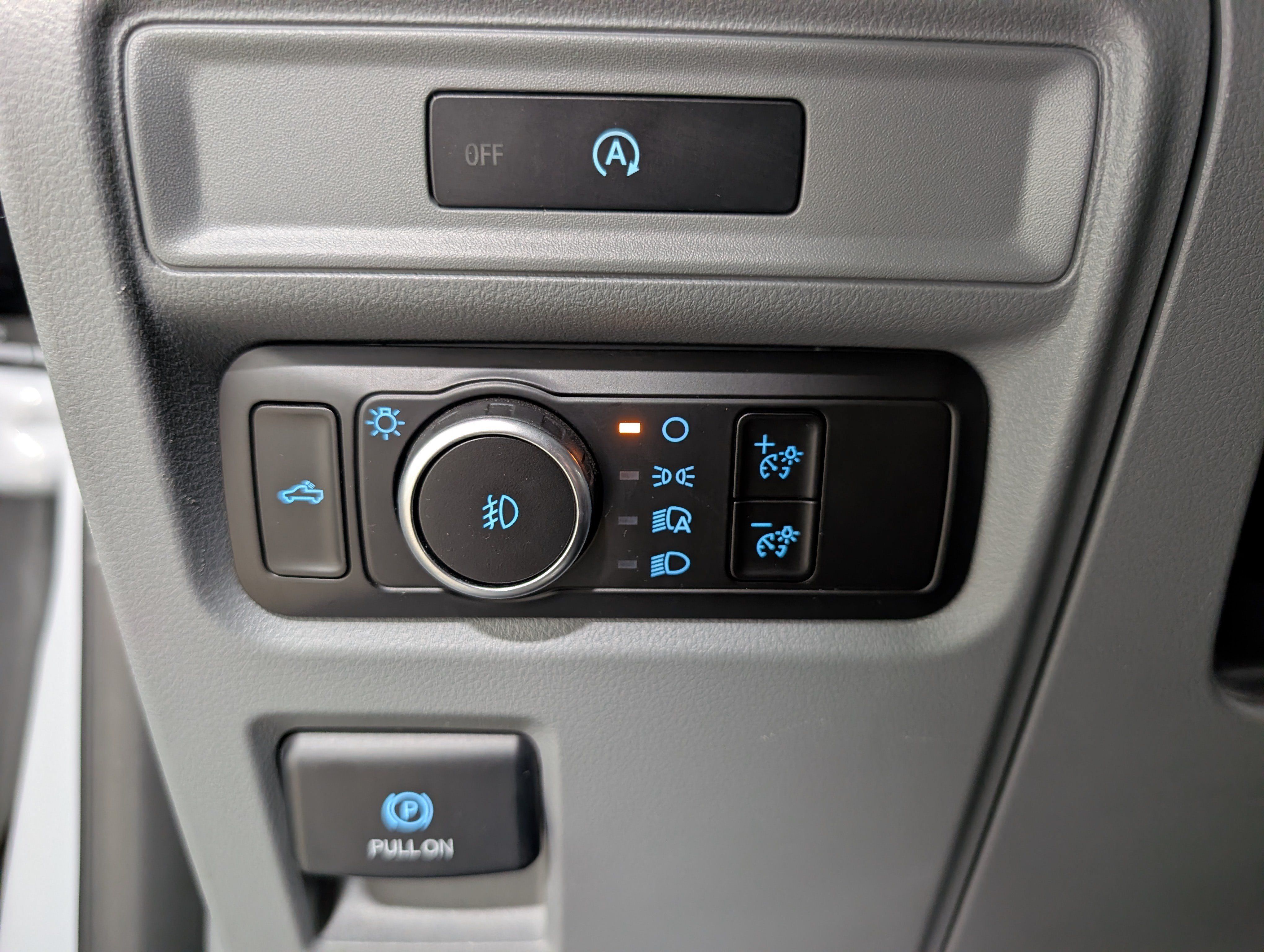 Used 2025 Ford F150 XLT w/ Equipment Group 301A Standard AWD/4WD image 22