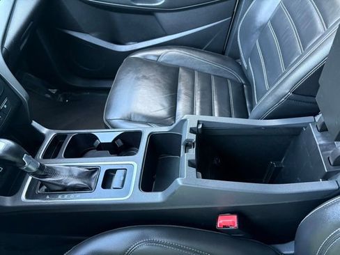 Used 2017 Ford Escape SE w/ SE Leather Comfort Package image 20