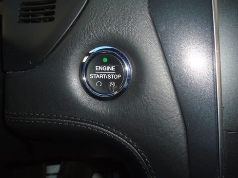 Used 2017 Ford Explorer Platinum image 63