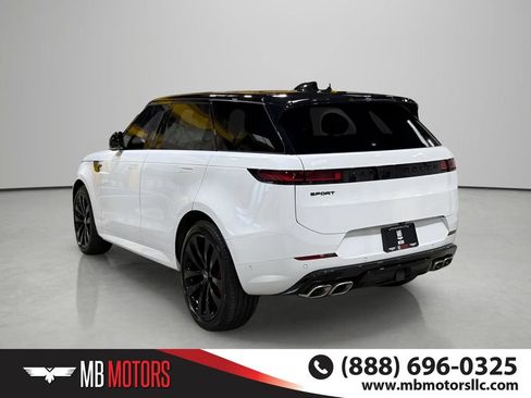 Used 2025 Land Rover Range Rover Sport Dynamic SE AWD/4WD image 7