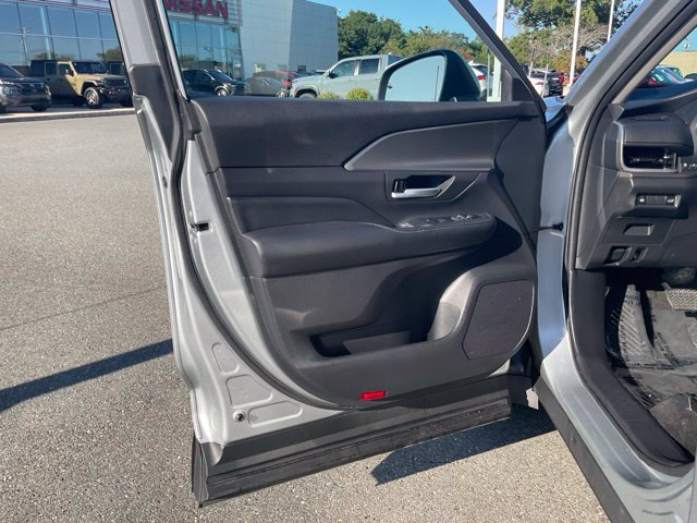 Used 2024 Toyota Grand Highlander AWD image 11