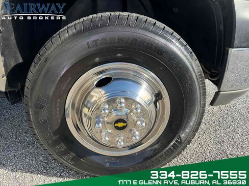 Used 2001 Chevrolet Silverado 3500 LS w/ Off-Road Skid Plate Pkg image 27