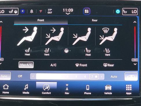Certified 2023 Chrysler Pacifica Limited w/ S Appearance Package AWD/4WD image 30