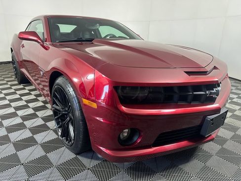 Used 2010 Chevrolet Camaro SS w/ RS Package RWD image 7