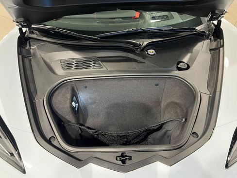 Used 2021 Chevrolet Corvette Stingray Preferred Cpe w/ Battery Protection Package image 39