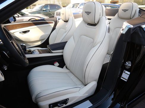New 2026 Bentley Continental GTC image 17
