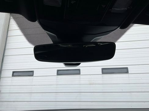 Used 2025 Volkswagen Jetta Sport image 16