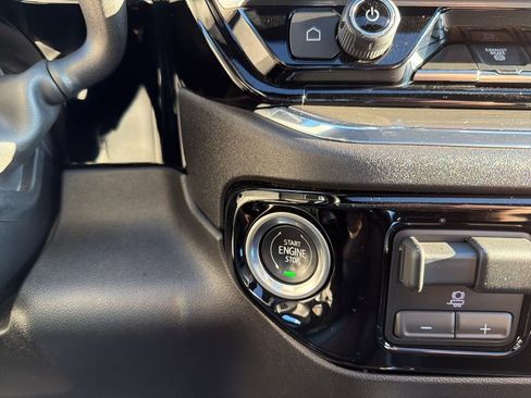 Used 2024 Chevrolet Silverado 2500 High Country w/ High Country Premium Package image 36