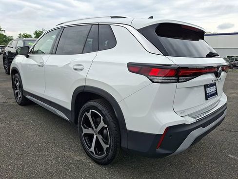New 2026 Volkswagen Tiguan SE AWD/4WD image 3