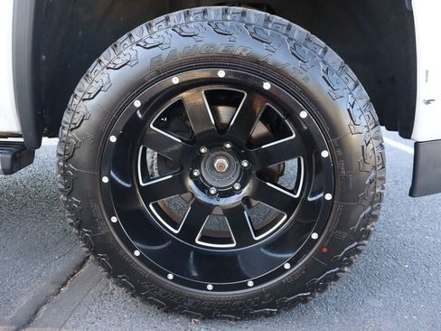 Used 2017 GMC Sierra 1500 Denali w/ Denali Ultimate Package AWD/4WD image 44