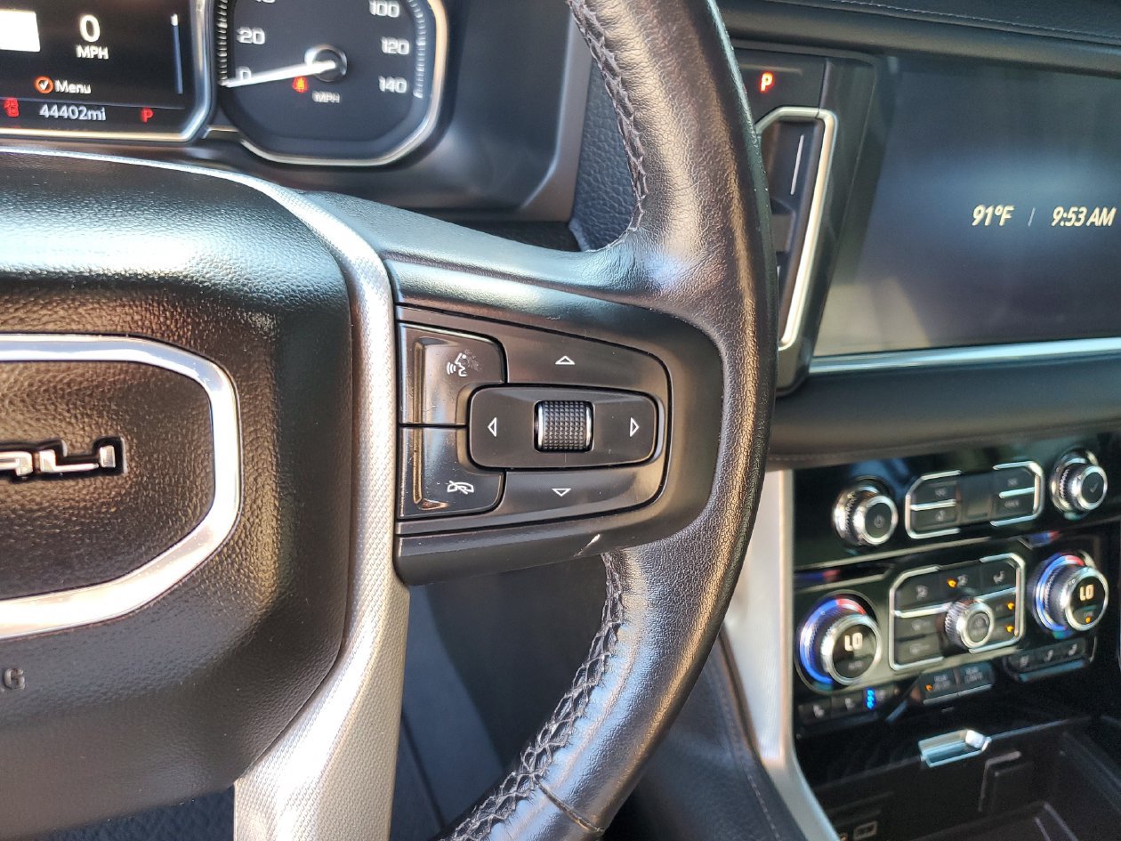 Used 2021 GMC Yukon Denali RWD image 27