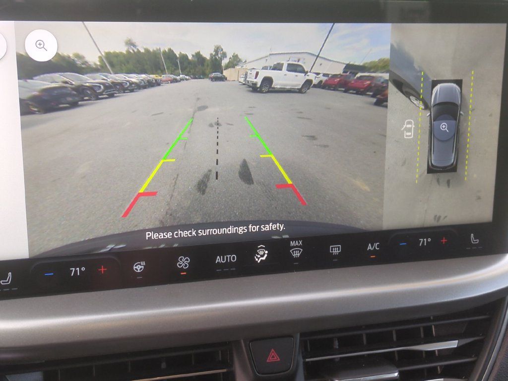 Used 2023 Ford Escape Active w/ Tech Pack #2 AWD/4WD image 12