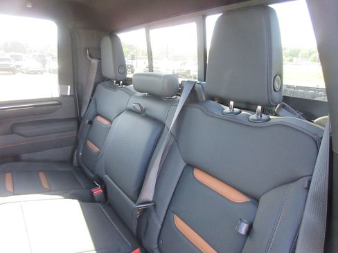 New 2026 GMC Sierra 2500 AT4 w/ AT4 Premium Plus Package AWD/4WD image 14