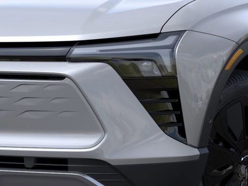 New 2025 Chevrolet Blazer EV LT image 10