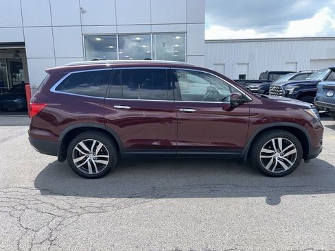 Used 2018 Honda Pilot Touring image 4