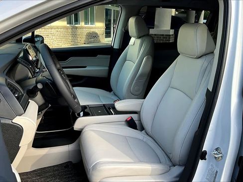 New 2026 Honda Odyssey EX-L image 15