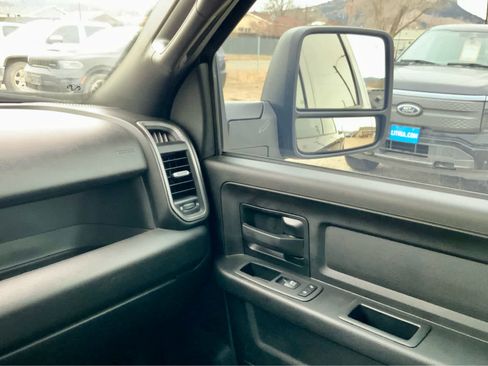 Used 2024 RAM 2500 Tradesman w/ Chrome Appearance Group image 36