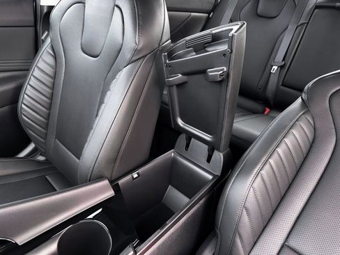 New 2026 Hyundai Elantra Limited w/ Cargo Package FWD image 18