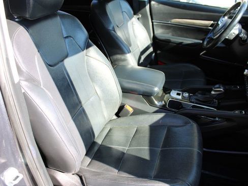 Used 2021 Kia Telluride EX w/ EX Premium Package image 15