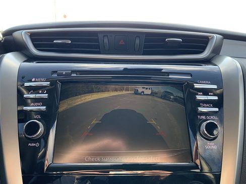 Used 2023 Nissan Murano SV image 22