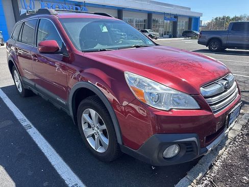 Used 2014 Subaru Outback 2.5i Limited image 3