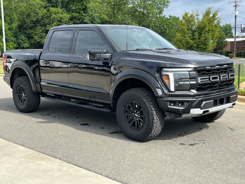 Used 2025 Ford F150 Raptor AWD/4WD image 2
