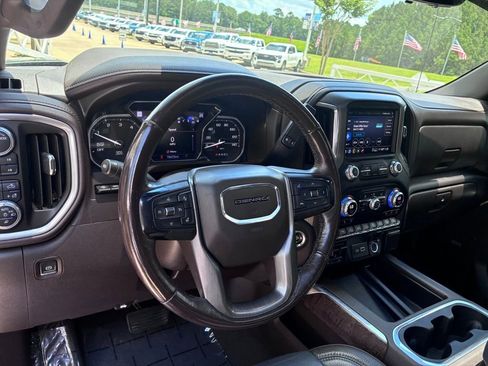 Used 2021 GMC Sierra 1500 Denali w/ Denali Ultimate Package AWD/4WD image 27