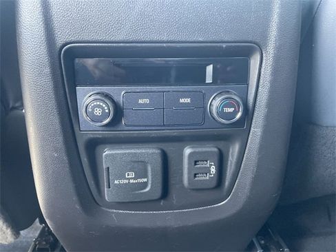 Used 2022 Buick Enclave Premium image 20